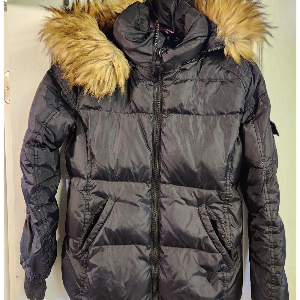 S13 New York Puffer Coat Size XS Good Condition! Black, Hood With The Fur😉